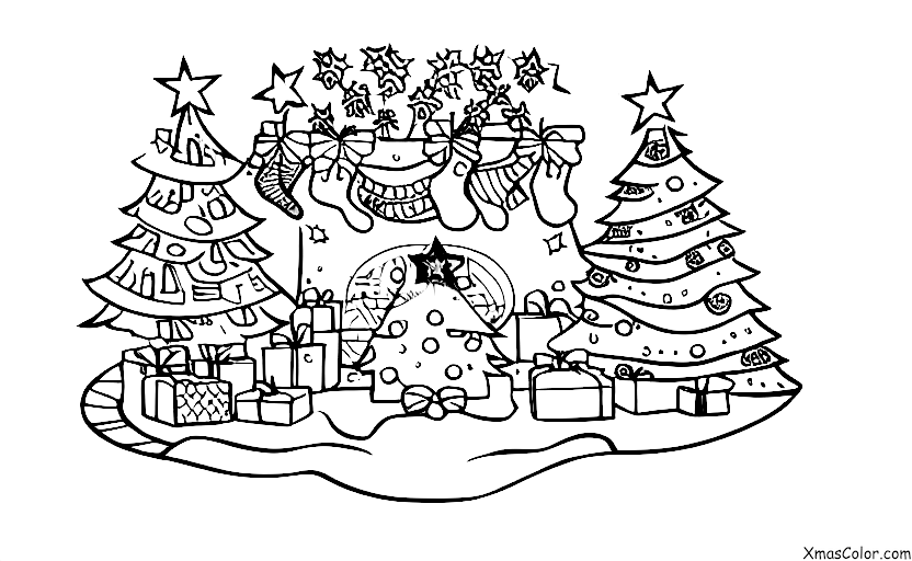 Christmas / Christmas Tree Decorating: The Christmas tree decorated and lit up